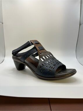 Naot Women’s Navy and Brown Cutout Slingback Heel